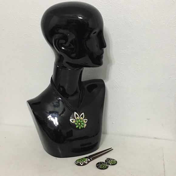 Three Piece Wood Fashion Jewelry Set - Picture 1 of 8